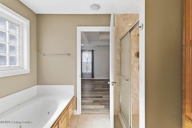 12611 Bernay Pl, Louisville, KY 40243