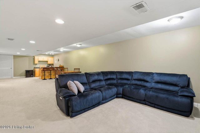 12611 Bernay Pl, Louisville, KY 40243