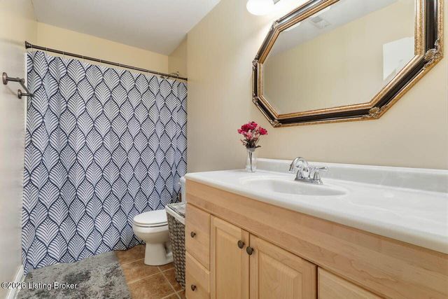 12611 Bernay Pl, Louisville, KY 40243