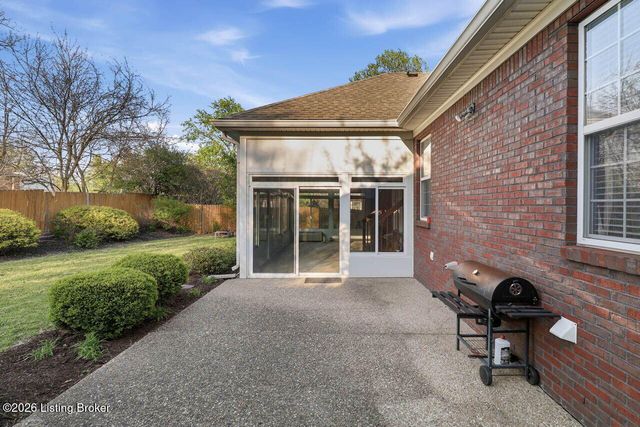 12611 Bernay Pl, Louisville, KY 40243