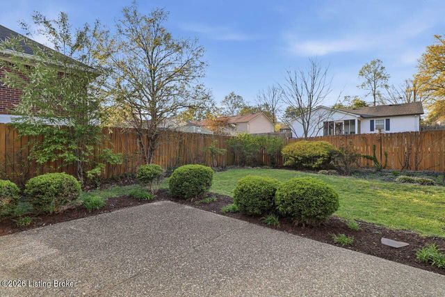 12611 Bernay Pl, Louisville, KY 40243