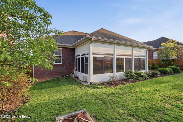 12611 Bernay Pl, Louisville, KY 40243