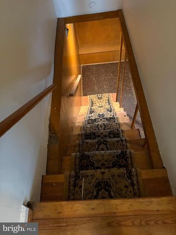 1053 TAYLOR DR, Folcroft, PA 19032