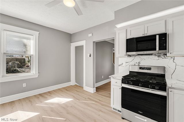 12313 Alexander Road, Cleveland, OH 44106