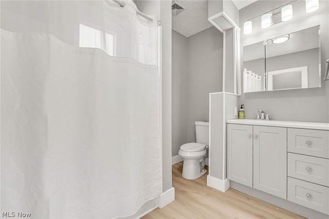 12313 Alexander Road, Cleveland, OH 44106