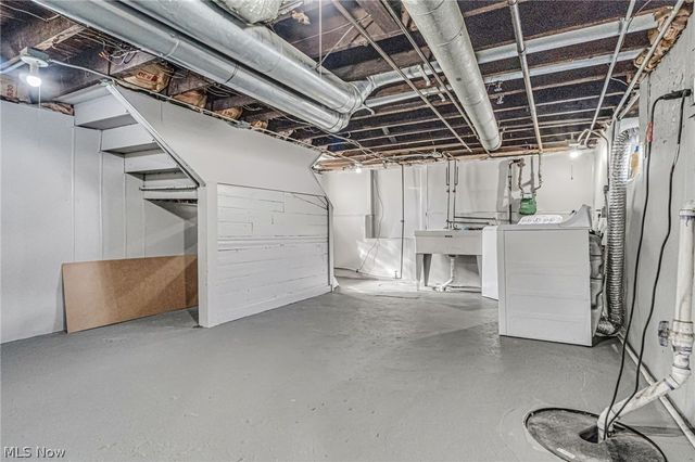 12313 Alexander Road, Cleveland, OH 44106