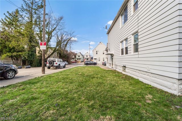 12313 Alexander Road, Cleveland, OH 44106