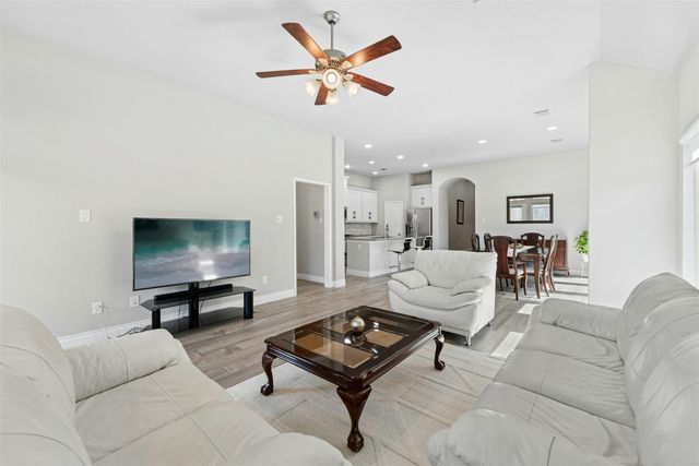 341 Crossvine TRL, Georgetown, TX 78626