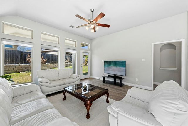 341 Crossvine TRL, Georgetown, TX 78626