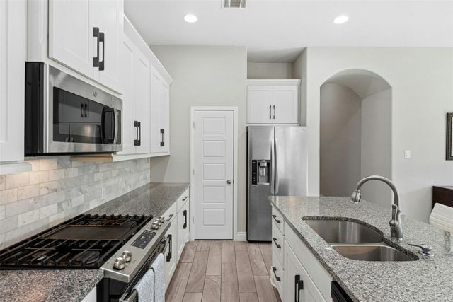 341 Crossvine TRL, Georgetown, TX 78626