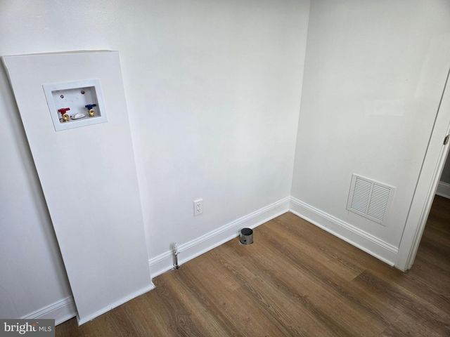 455 ROXBOROUGH AVE, Philadelphia, PA 19128