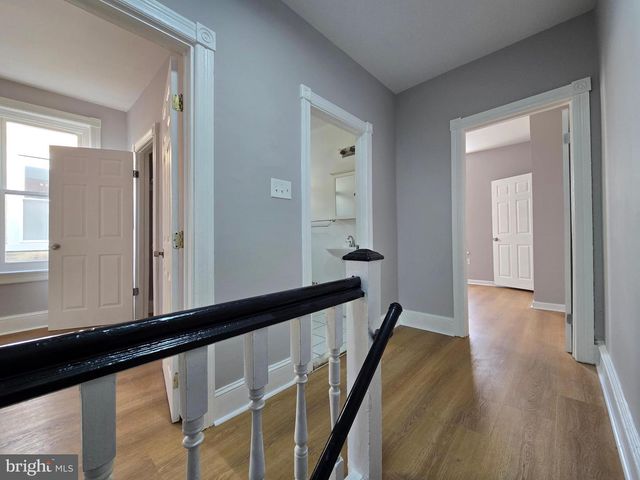 455 ROXBOROUGH AVE, Philadelphia, PA 19128