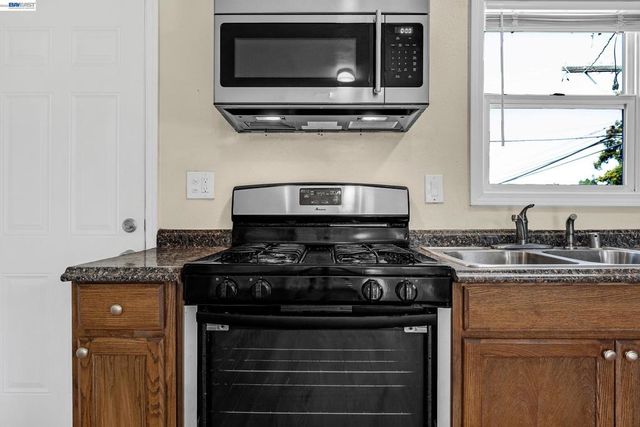 1511 Marin St, Vallejo, CA 94590
