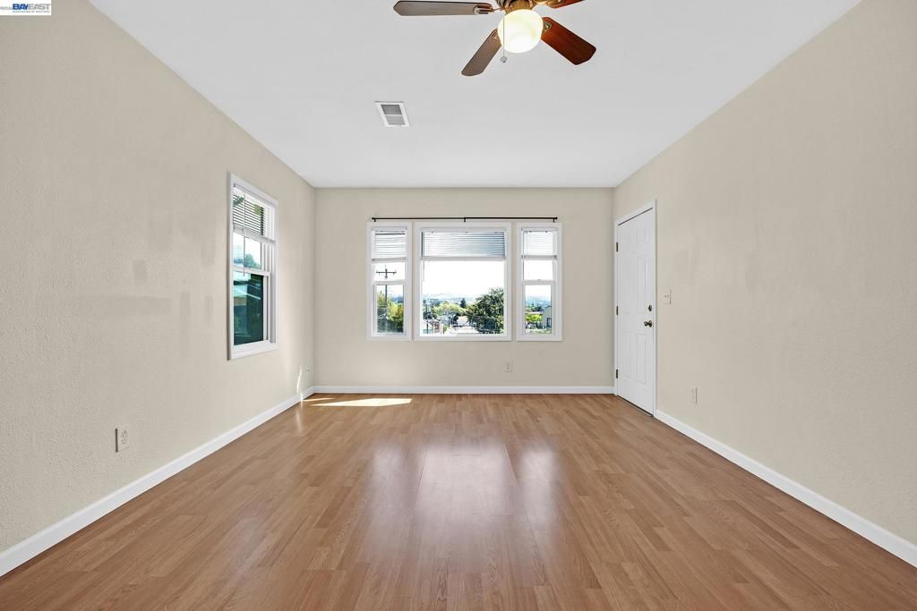 Image 12 of property listing at 1511 Marin St, Vallejo, CA 94590