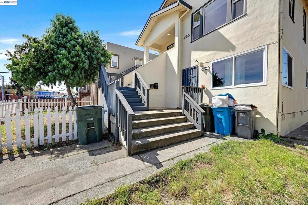 Image 2 of property listing at 1511 Marin St, Vallejo, CA 94590