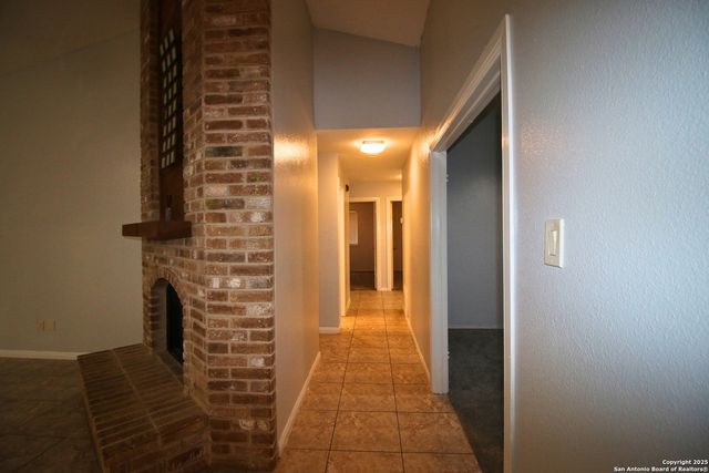 9347 Laurel Grove, San Antonio, TX 78250