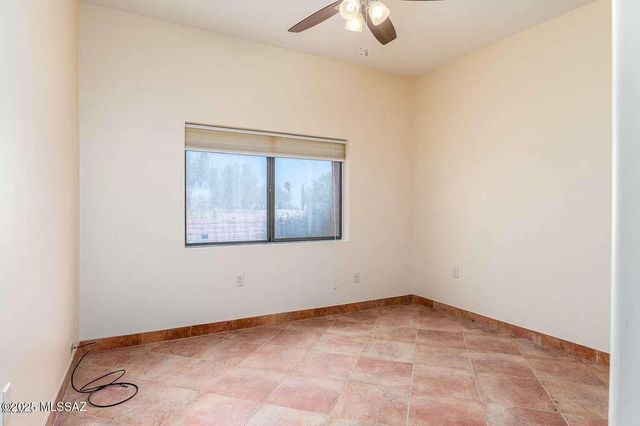 8596 N Coral Ridge Loop, Tucson, AZ 85704