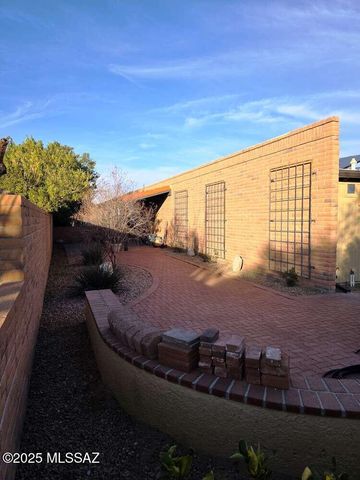 8596 N Coral Ridge Loop, Tucson, AZ 85704