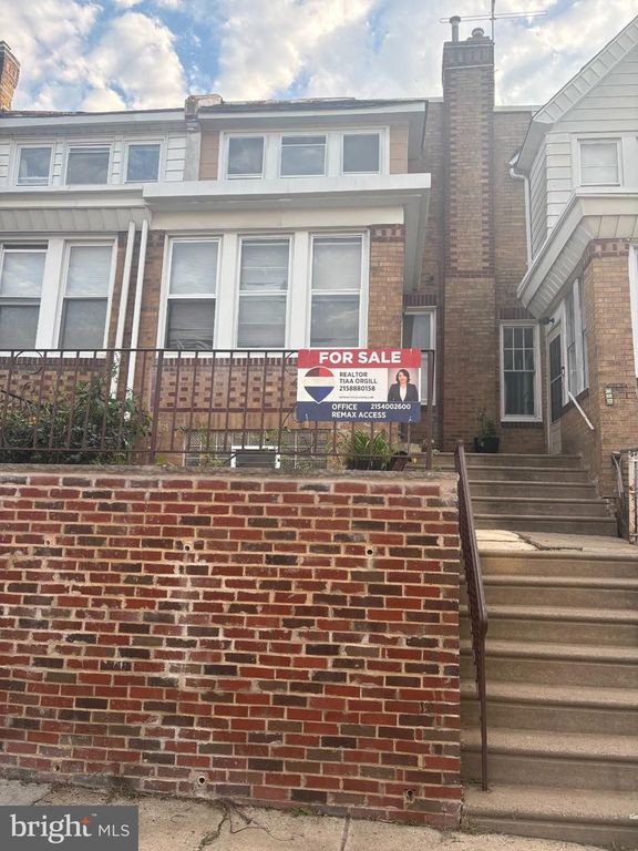 250 E HOWELL ST, PHILADELPHIA, PA 19120 — photo 2