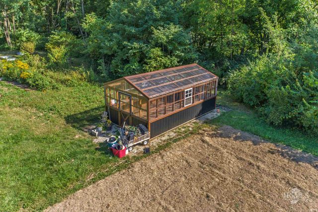 1510 S Walnut Street, Hartford City, IN 47348