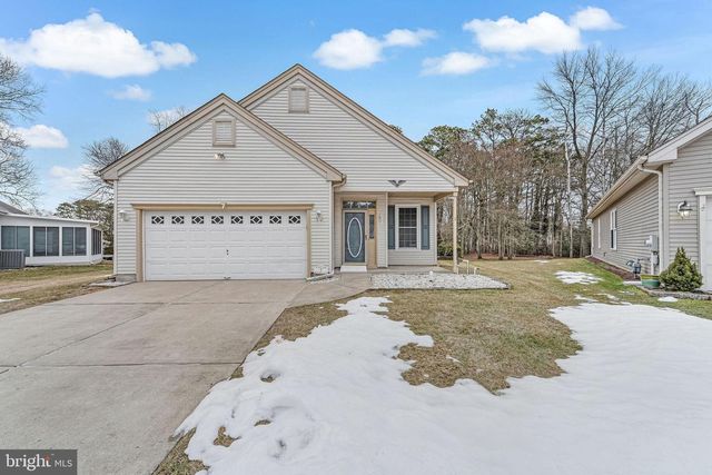 7 DUTCHESS CT, Southampton, NJ 08088