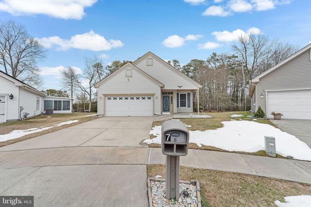 7 DUTCHESS CT, Southampton, NJ 08088