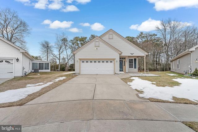 7 DUTCHESS CT, Southampton, NJ 08088