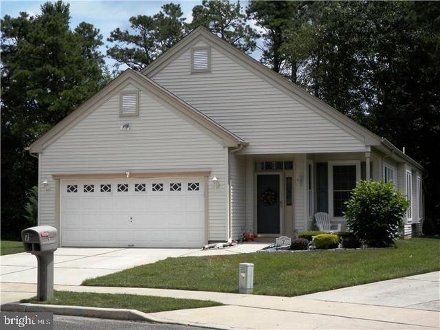 7 DUTCHESS CT, Southampton, NJ 08088