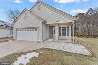 7 DUTCHESS CT, Southampton, NJ 08088