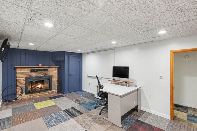 3620 Fort Drive, Waterford, MI 48328