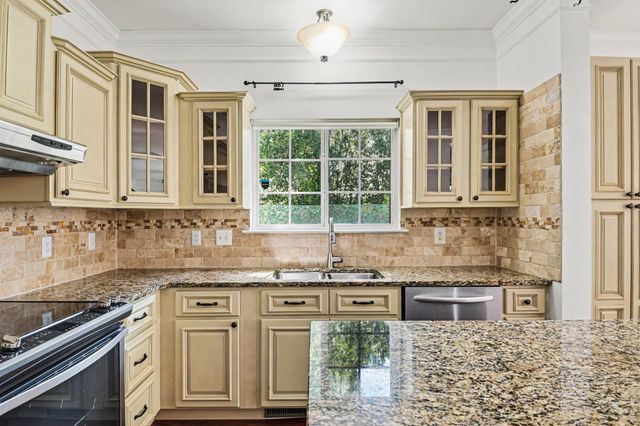 118 Cabin Branch Cir, Hendersonville, TN 37075
