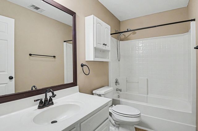 118 Cabin Branch Cir, Hendersonville, TN 37075