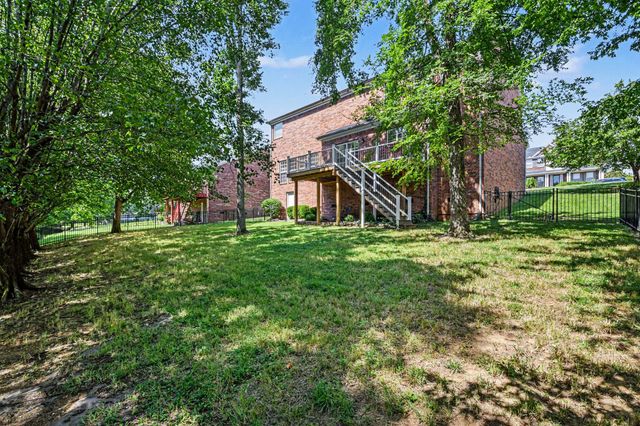 118 Cabin Branch Cir, Hendersonville, TN 37075