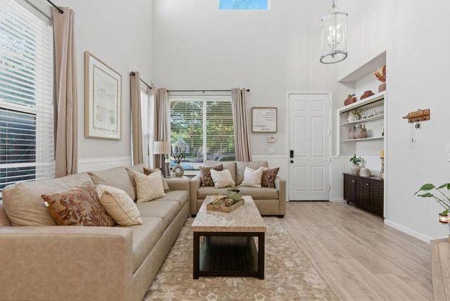 62 Thomas Avenue, Tracy, CA 95391