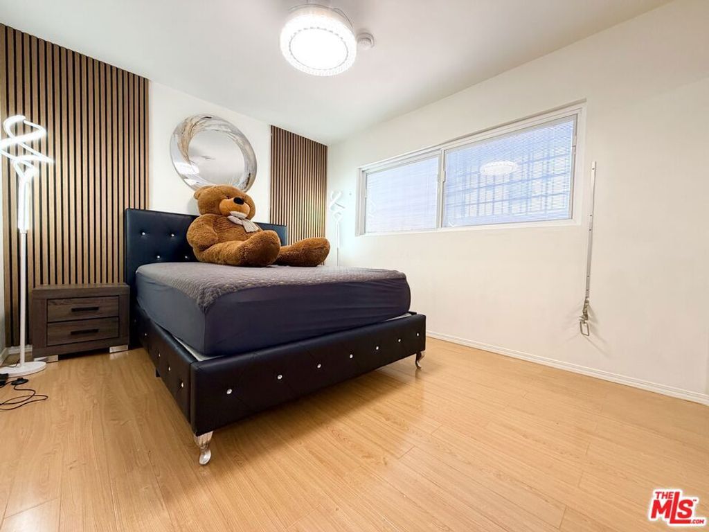 1053 S Oxford Avenue, Los Angeles, CA 90006 — photo 4