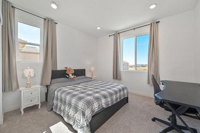 8118 Tino Way, Elk Grove, CA 95757