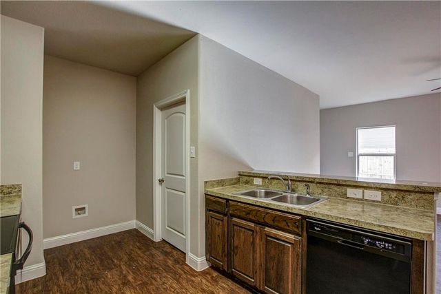 469 Canvas Court, Crowley, TX 76036