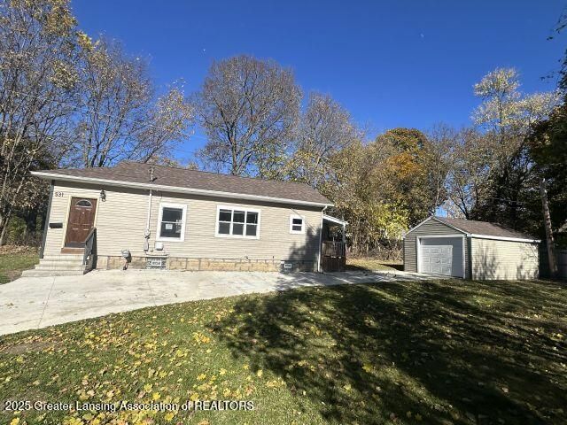 531 Torrance Court, Lansing, MI 48910