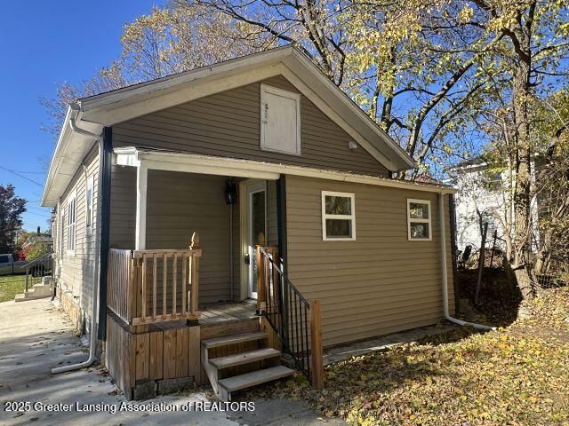 531 Torrance Court, Lansing, MI 48910