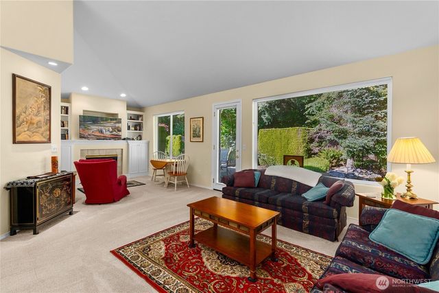 6936 Fairway Lane SE, Olympia, WA 98501