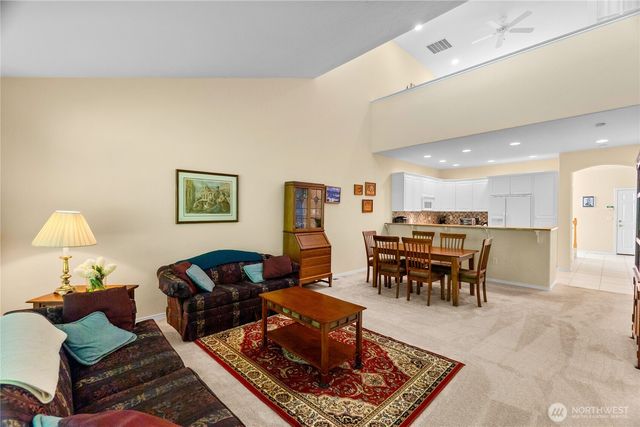 6936 Fairway Lane SE, Olympia, WA 98501