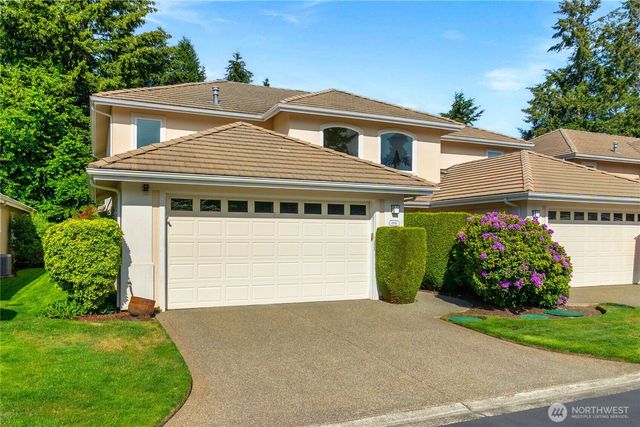 6936 Fairway Lane SE, Olympia, WA 98501
