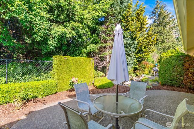 6936 Fairway Lane SE, Olympia, WA 98501