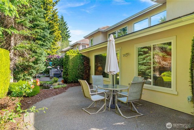6936 Fairway Lane SE, Olympia, WA 98501