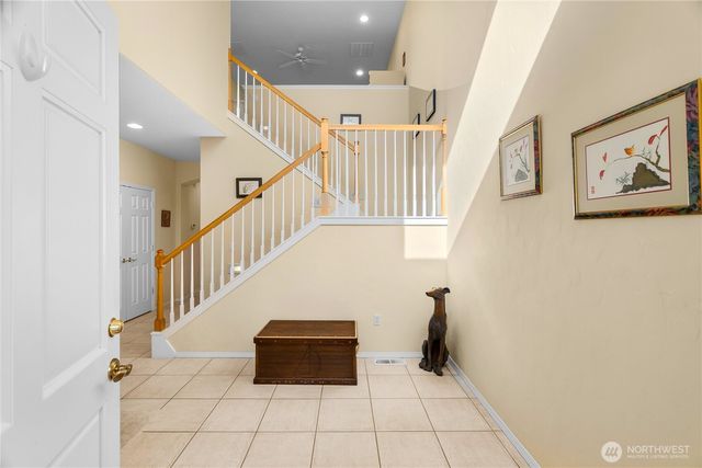6936 Fairway Lane SE, Olympia, WA 98501