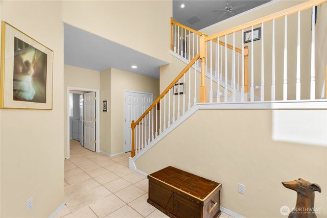 6936 Fairway Lane SE, Olympia, WA 98501