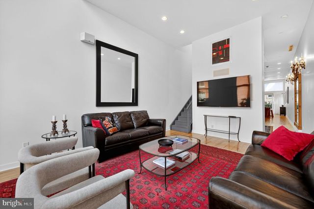 218 CHURCH ST, Philadelphia, PA 19106