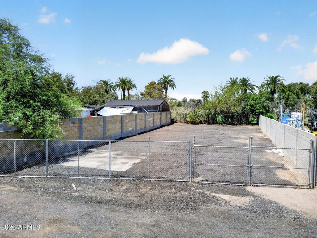 2438 W POLK Street 3, Phoenix, AZ 85009 — exterior