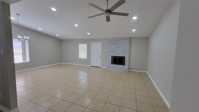 7646 Winkle Wood Lane, Houston, TX 77086