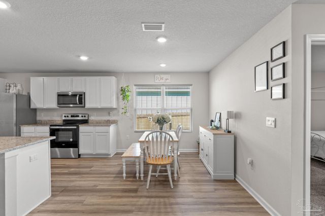 3854 James Stovall St, Pensacola, FL 32526